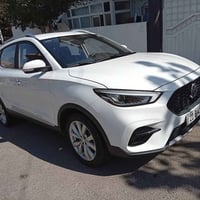 mg zs  کومفۆرد شاشە ئایپاد بەسمە سوکان ڤۆڵیۆم کامیرا 2023 سەیارەکە بەس...