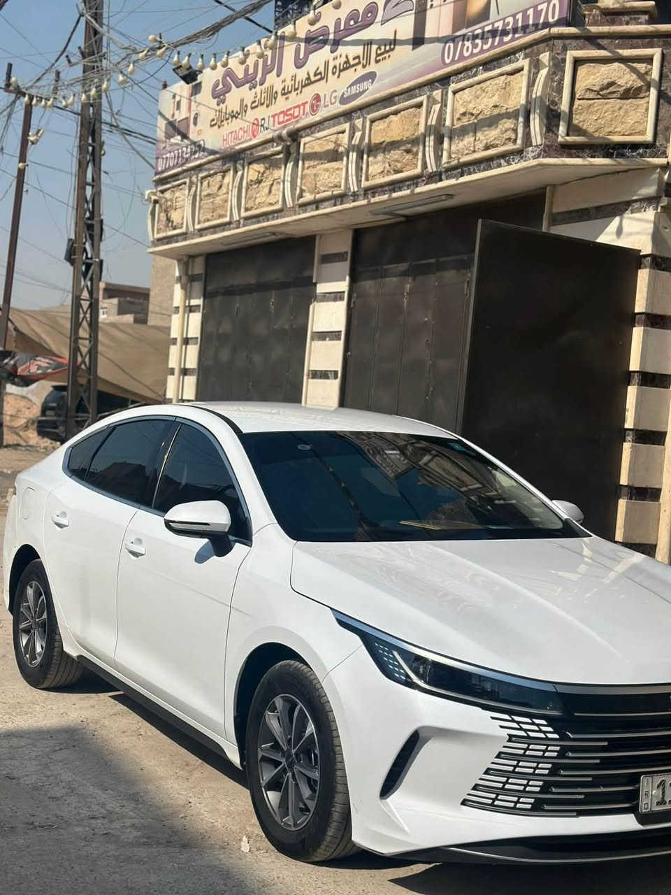 سلام عليكم للبيع BYD دستروير موديل 25
السياره بأسمي ماشيه 19 الف كفاله من الصبغ والبارد مجرد شخط جوه قبق الشحن مبين بالصور العنوان الدوره والسعر 19/200 وبيها مجال الرقم ***********

