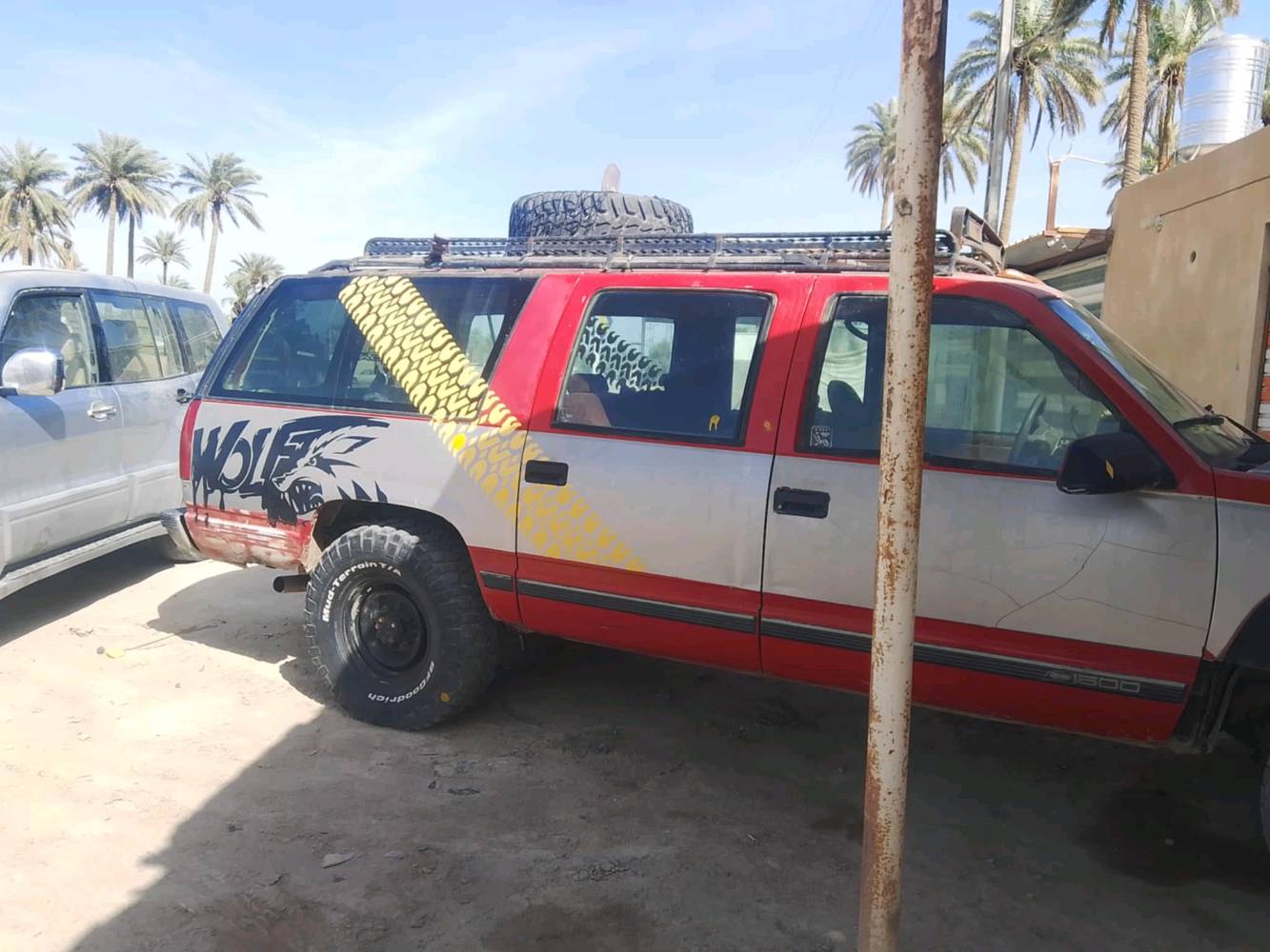 السلام عليكم سياره لبيع مديل 95 جاهزه مكينه وكير وخير من الله تخم تايرات  عوزه باتتري وبانزين قيم وخذ رقم دياله الماني مكاني كربلاء الحسينه الوند