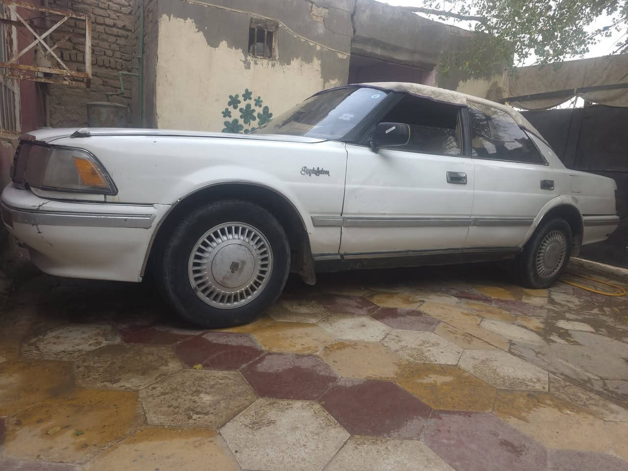 السلام عليكم
هارتوب 91 كير ومحرك 2.5 سياره شواصي ودواخل بلاد بسمي رقم نجف  صاعده هزه صارله شهرين منضومه بانزين حاويه ***********
