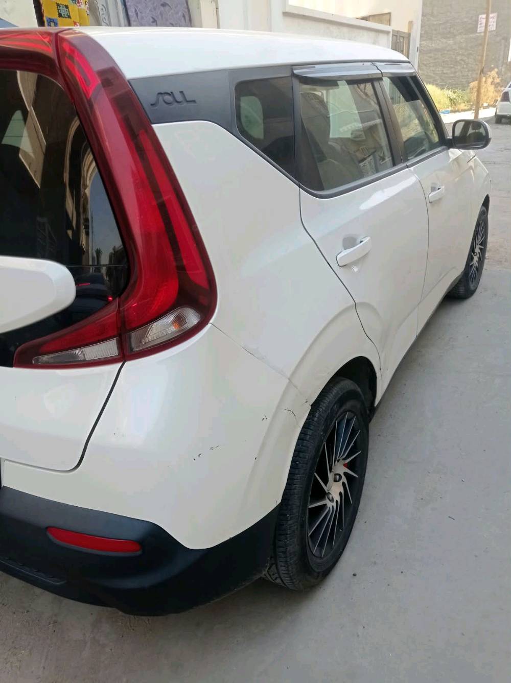 السلام عليكم كيا صول امريكي موديل 21 باسمي هزة جديده سونار صار 4 اشهر
ماخذلها.. بيها بابين ونص جاملغ مبين بالسونار..كير ومحرك وتبريد ماشية 86 كم خير من الله، رايدها 120 وبيها مجال للطيبين..الاعظمية سبع ابكار..
***********