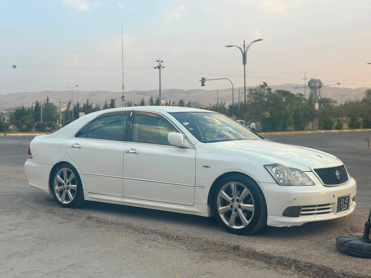 شاهینە 2005
بچوک بە بچوک
بڕاوە
ناو قەیسی
ویل دنگەی ستیل
دەبڵی ڕۆیاڵ
سێ دوگمە
کود کراوە
ڕونی گێڕو ئەکسل گۆڕاوە
سەقفو کەڤەرو
لێدراو بەشەرت
تایەی لۆک
نموونە لە جوانی

سیعر/// 51 گەلاو کەمێ مەجال

شوێن// هەڵەبجەی شەهید

***********
