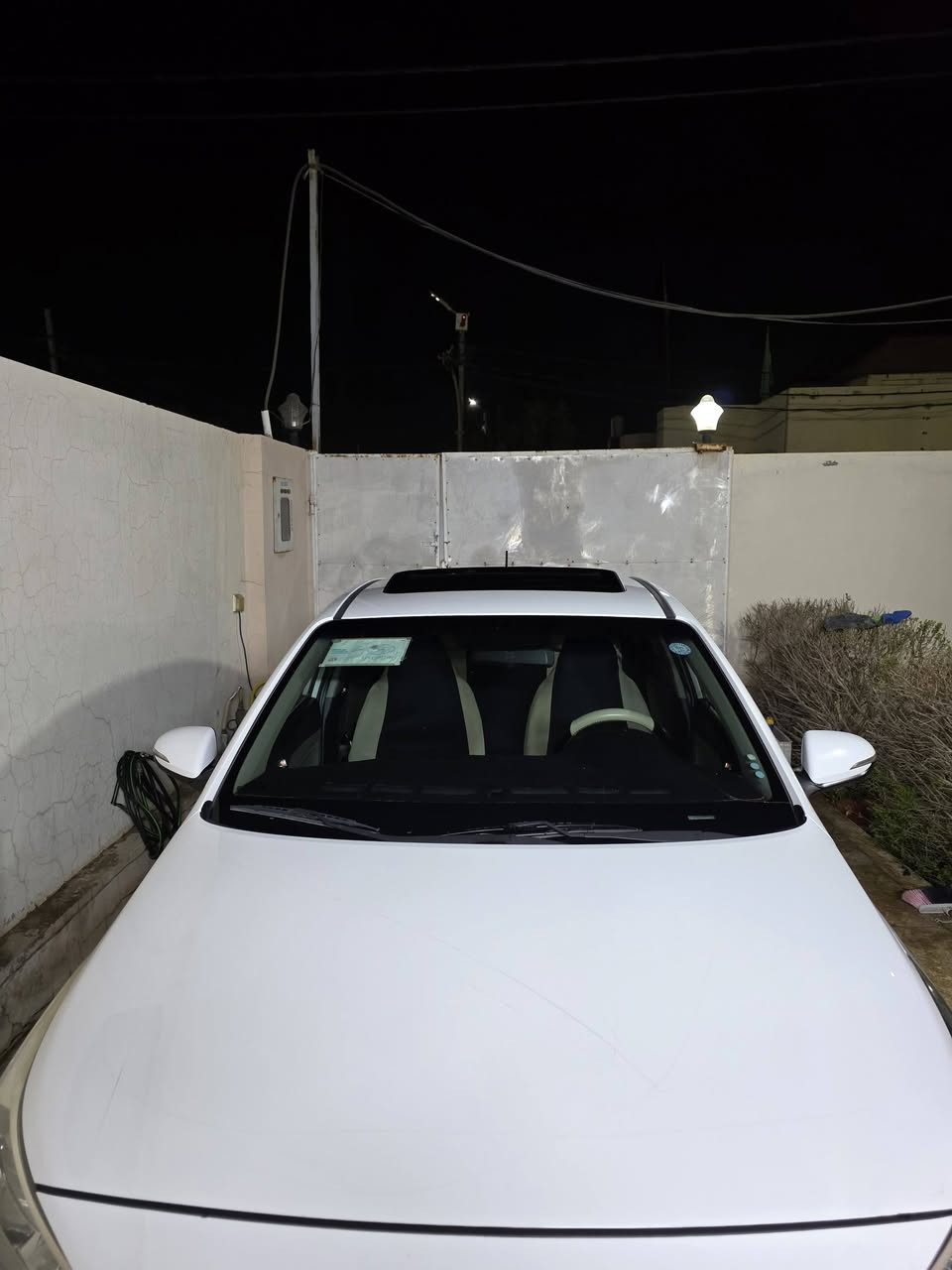 اكسنت ١٩ خليجي جاهزة مناقصها برغي
كفالة كير ومحرك خير من الله ممفتوح
محرك ١٦٠٠ دوش 
كير AT المرغوب
تبريد ثلاجة  + تدفئة
اشاير بالمري 
فتحة سقف

تحكمات ستيرن جهتين
كشنات مخمل اسود وبيجي 
صدر امامي خلفي جديد
تخم تاير جديد قبل شهرين شادهن
باتري جديد 
ماشيه ١٤٠ الف كيلومتر 
بلادية السيارة مال جناي 
بيع فقط  
سونار موجود
مكان السيارة النجف 
للتواصل 
***********
