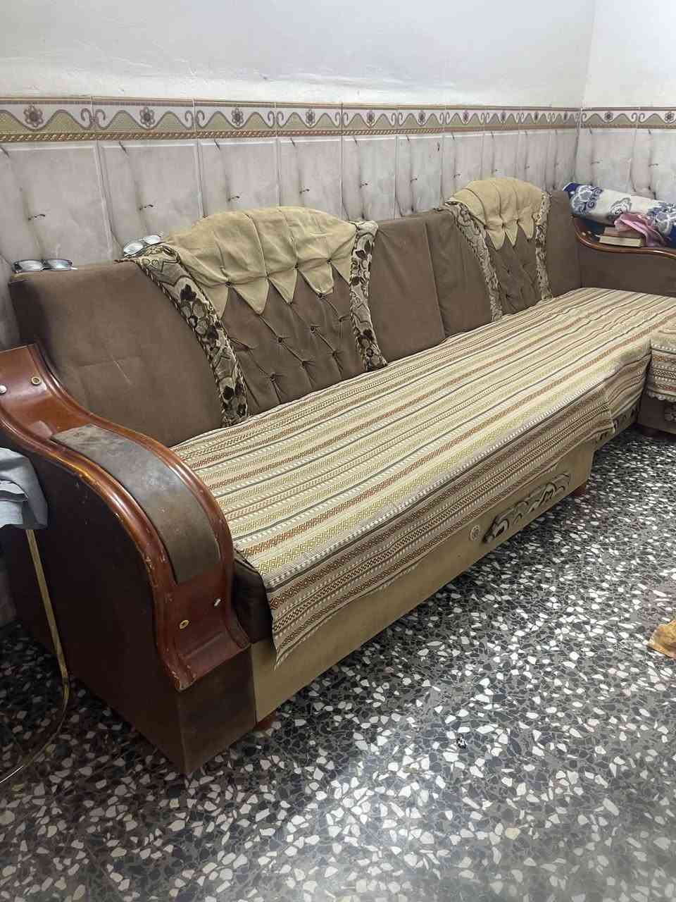 ديوان تزكام 11 متر نضيف 375حله شارع80
