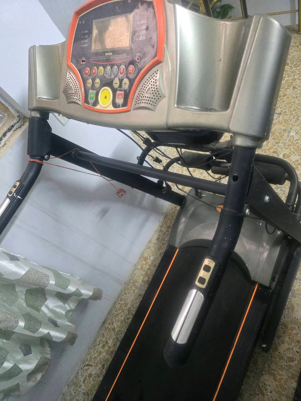 جهاز جري • عاطل • الحريه بغداد