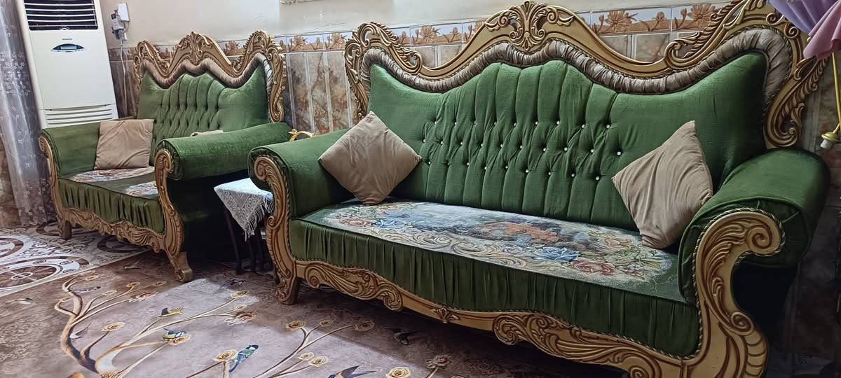للبيع تخم ملكي 9 مقاعد تفصال مابي اي ضرر  السعر 300 مكان بغداد التاجي للاستفسار  ***********
