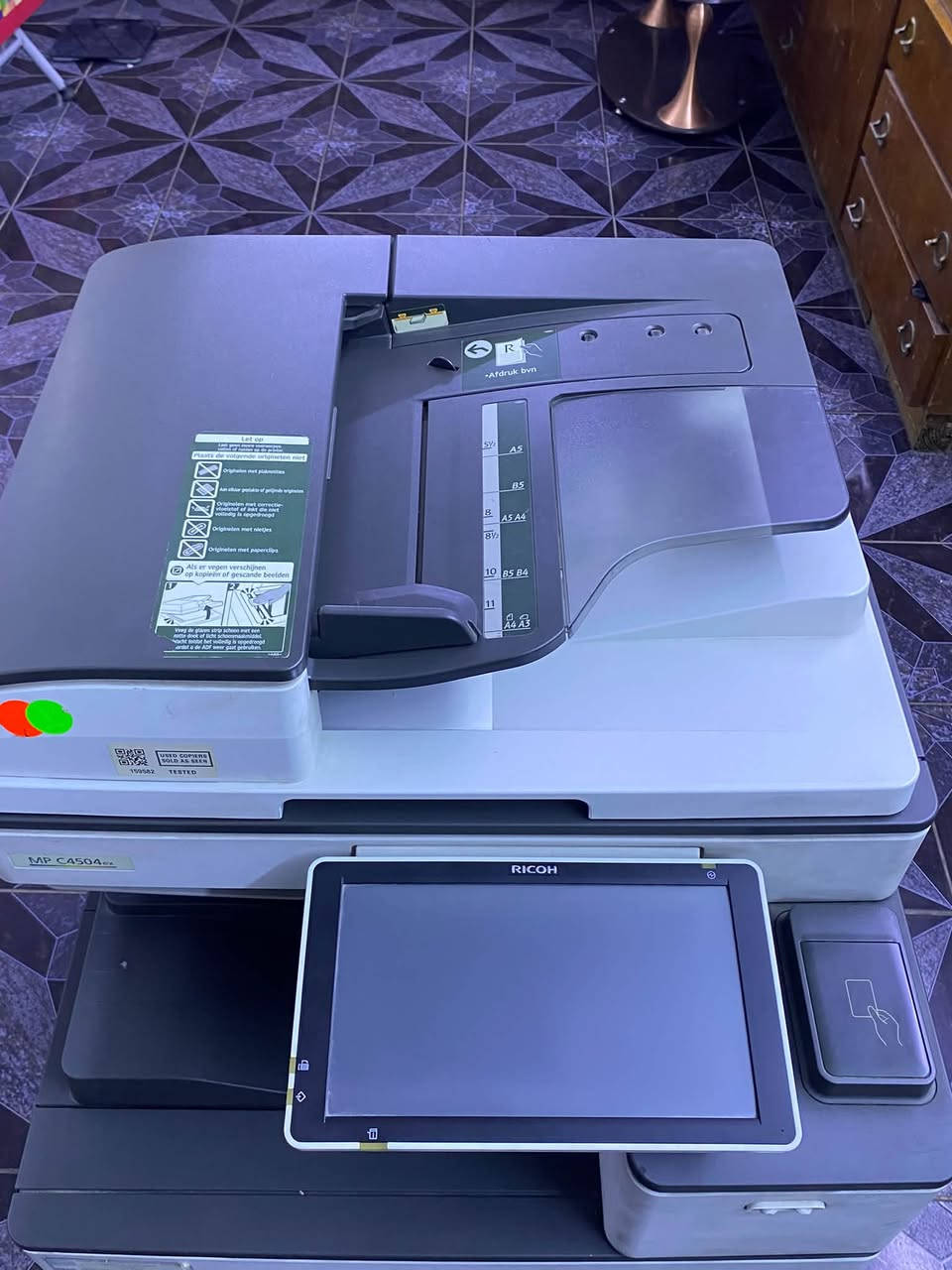 سلام عليكم جهاز ريكو C4504ex يسحب A3 -A4-A5 ليزري دقه عاليه استعمال قليل كلشي مابي الجهاز بعده جديد مكاني الكاظميه المقدسه 
 للستفسار ***********
