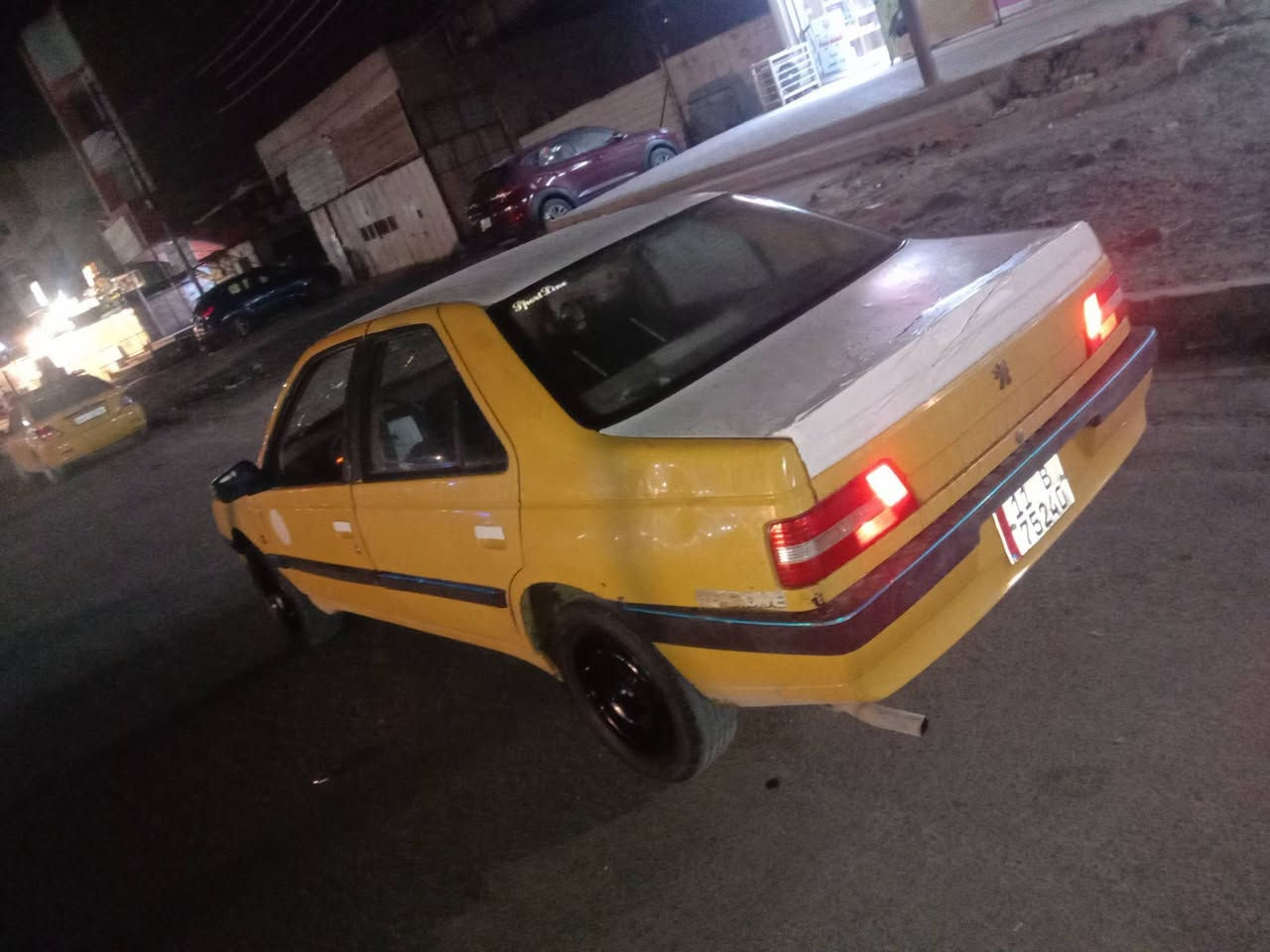سلام عليكم مرخص مدير كروب بيجو الميس ٢٠١٢سياره جاهزه مابيه صبغ مكينه خشنه ابيعلك كايمه لاتبخير ولاتنقيص صدر تخم تاير كهرباياتي سياره جاهزه مصفرره تحويل سعر 20وبيه مجال مكاني بياع تقاطع درويش ***********
