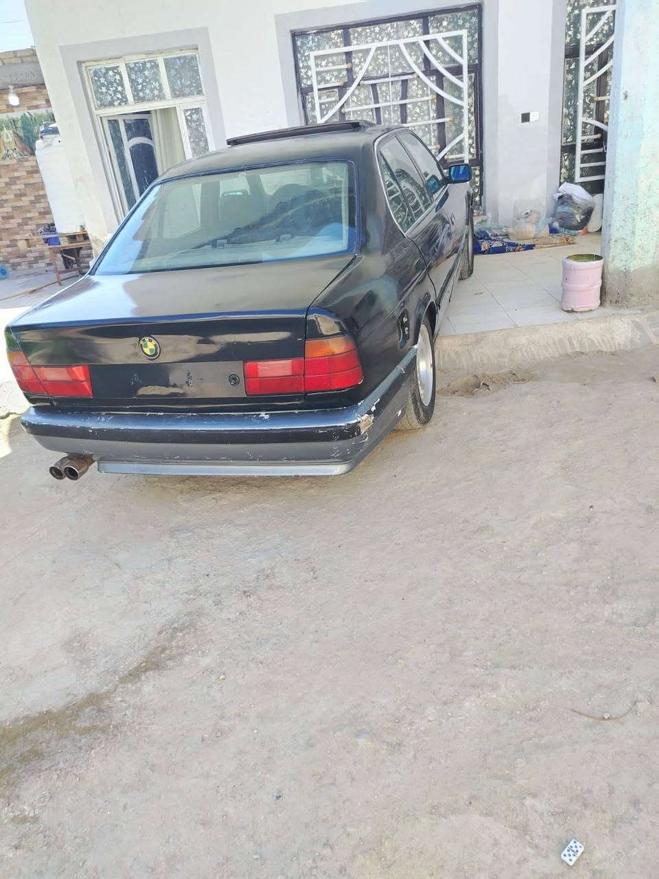 سياره BMW للبيع
موديل 1993
حجم 525
بجم عريض تخم تاير
 مكينه زينه
 كير منمر ثالث
تبريد شغال 
 كهربائيات كلها شغاله كشنات كهربائيه
 رقم كركوك مداور ثاني يوم
#العنوان_الحله_قضاء_القاسم
  ***********
