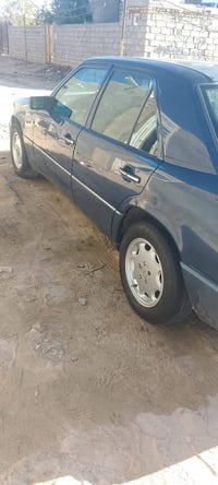 مرسيدس دب • موديل ٩٠ • نجف