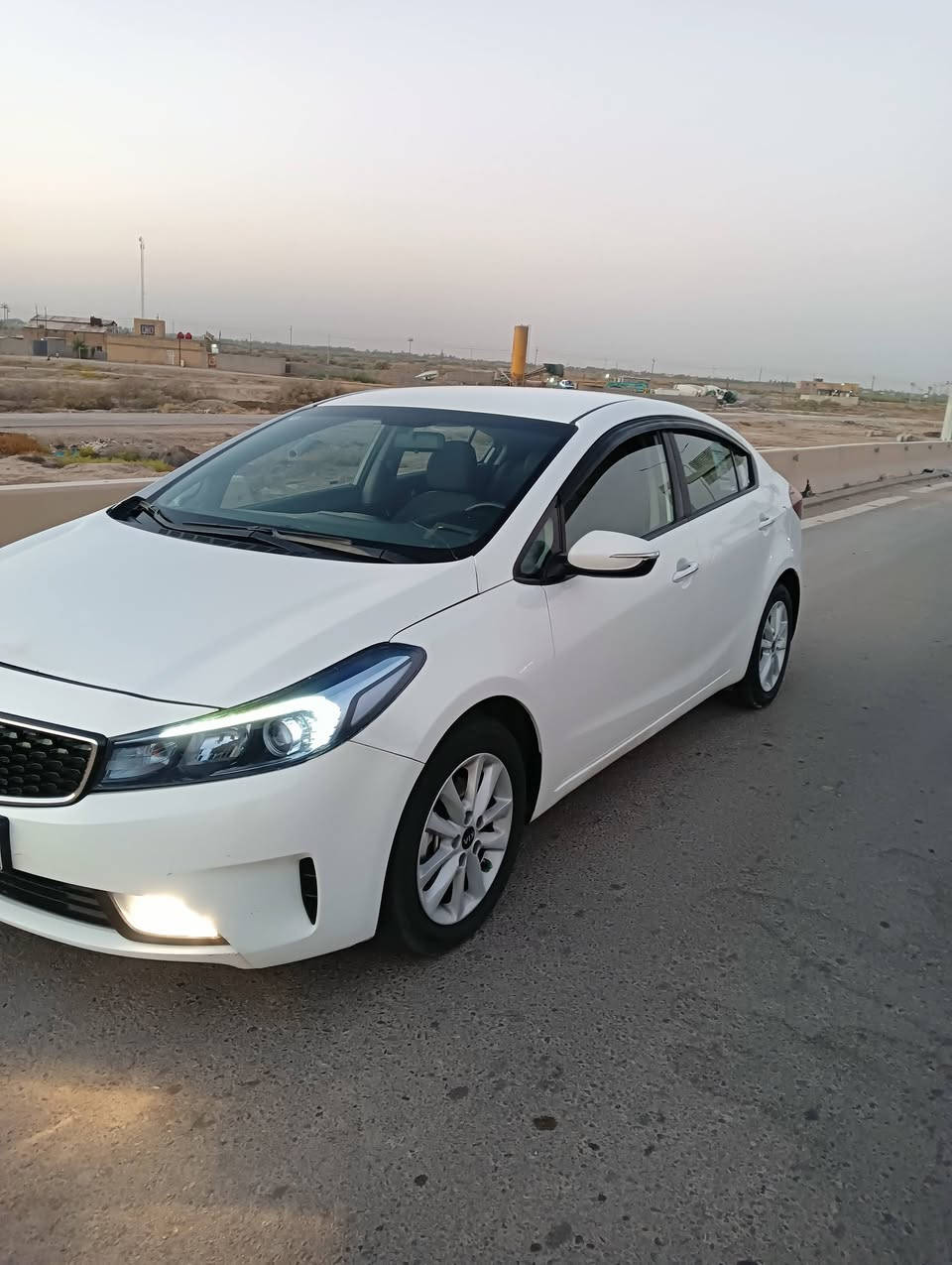 السلام عليكم لبيع سيراتو مديل 2018 خليجي رقم بغداد انكليزي مكفول مكينه 1600  ماشيه 145 نص فول جاهزه مكينه كير حداديه تبريد مكان السماوه اي استفسار عله رقم
السلام عليكم لبيع سيراتو مديل 2018 خليجي رقم بغداد انكليزي مكفول مكينه 1600  ماشيه 145 نص فول جاهزه مكينه كير حداديه تبريد مكان السماوه اي استفسار عله رقم

***********
