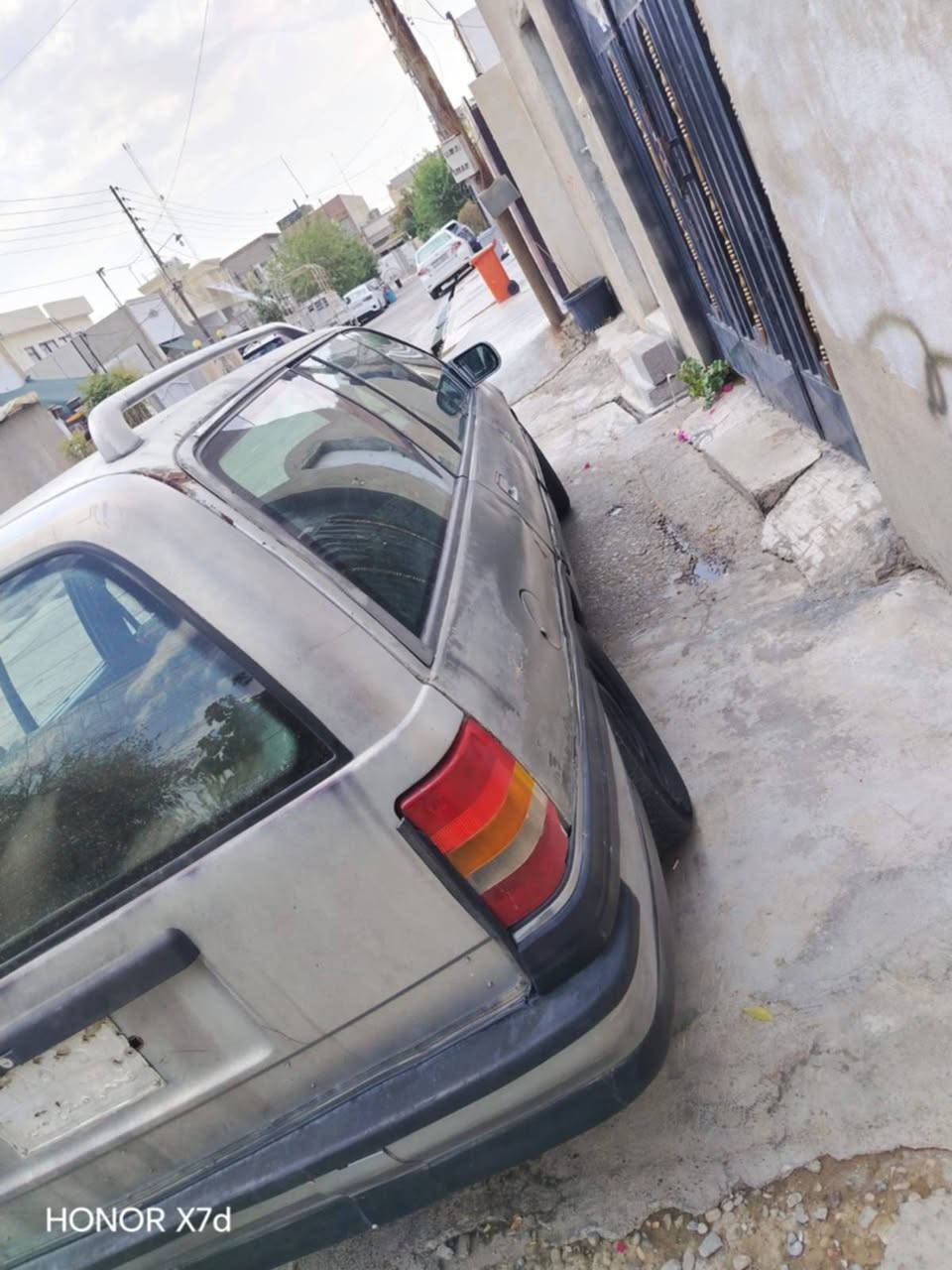للبيع.  ملاحظه اني مكلف بنشر اتصل ع الرقم
اوبل اوميكا استيشن كير محرك شرط كهربائيات كلها شغاله تايرات نص عمر شرط الوكاله والتحويل السعر 12 وبيها مجال الشراي يتصل ع الرقم يفتهم تفاصيل اكثر ‏‪***********‬‏
