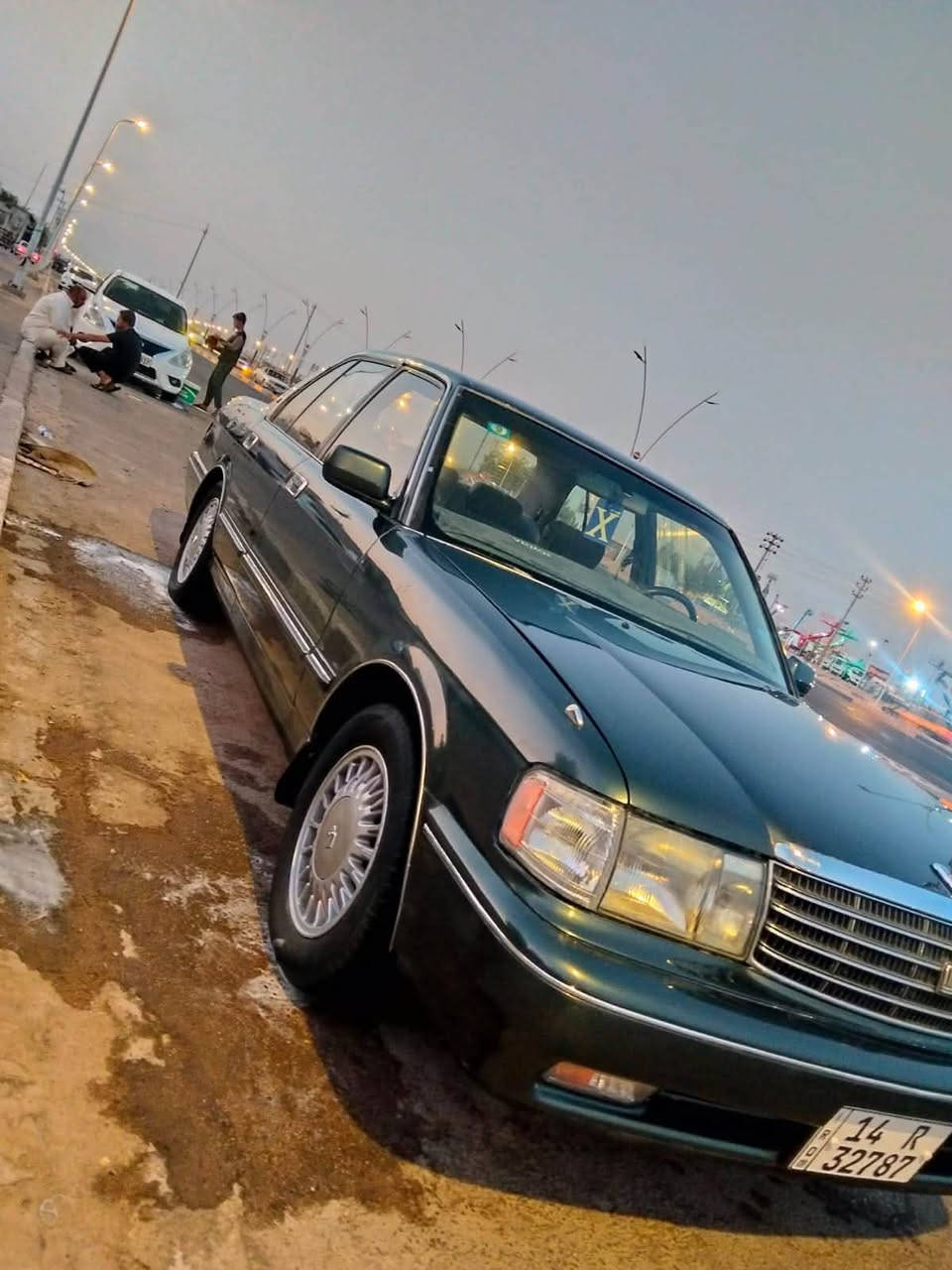 سلام عليكم رنب جناز موديل 1995 محرك وكير كفاله تخم تاير تبريد ثلج باتري جديد حداديه 100بل100 كهربايات كله شقاله رقم بصره بسمي سنويه 31 مكفوله من الكص ونقل والعيب شرعي وشاصي وضربه مصبوغه جمالي السعر 68 وبيه مجال العنوان البصره زبير رقم الهاتف *********** اسيه ***********
