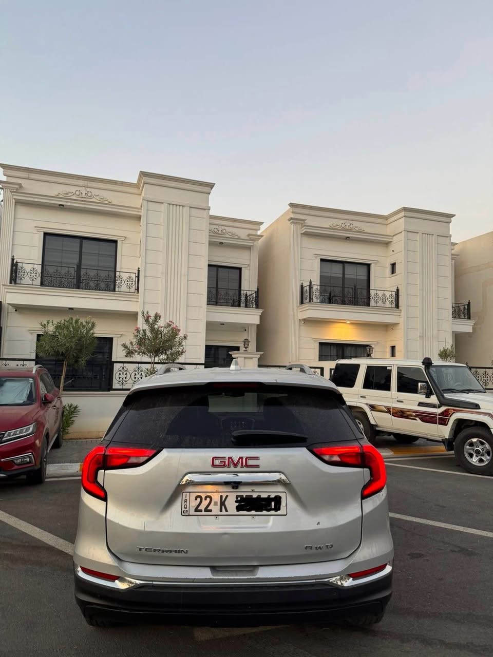 GMC 2021 TERRAIN SLT
سەیارەکە بۆنید و چاملغی سبوغە ٢ جێئ تحدیل گچکەشی پێوەیە سەیارەکە قەپات ماصفاتە دەبل ئەکسلە کوشین سارد و گەرم ئاقێنە حەساس ٦ دوگمەیە فولل فوولە تەنها سلایت نیە 
سەیارەکە گێر و مەکینەی بە شەرتە تحویل و غەرامەش بە شەرت
سحری ١٣٠ وەرەقە
*********** أربيل, العراق
