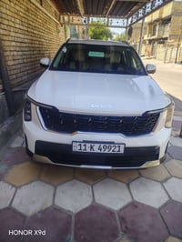 سورنتو ٢٠٢٥ • ماشيه ١٩٠٠٠ • رقم بغداد