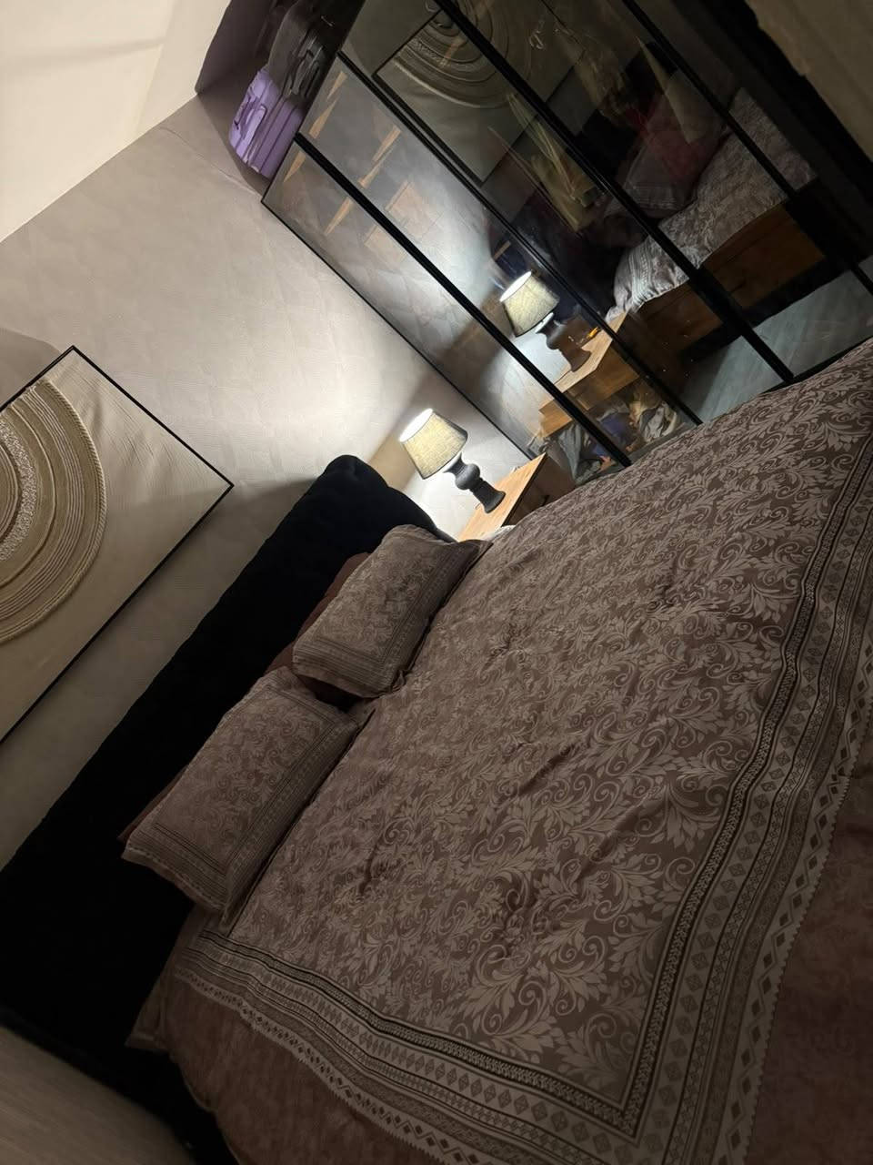 شقه للبيع  مؤثث فول vip
مجمع المحبة سيتي
مساحه ١٢٥ متر
غرفتين نوم +غرفه صغيرة
طابق 5
اطلالة مفتوحة  
بسعر مناسب  جدا 
***********
#احمدالعامري
