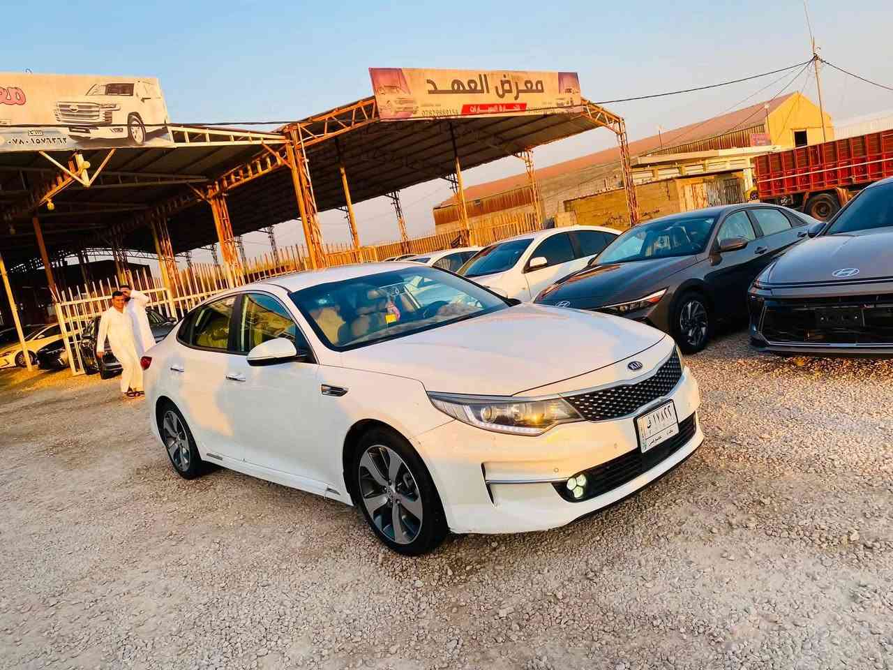 السلام عليكم والرحمة 
كيا أوبتيما موديل2017 خليجي 
مرقم حره بغداد بسمي تحويل مباشر
 كفاله من صبغ وفتح وتبديل  اشبر بارد 
باب العبري فقط والباقي مكفول موصفات 
فول بصمه مكينه 2400 دوش وباقي 
الموصفات وأضحه الـسعر 173$ 
تـفاصيل  (***********)
مـوجوده المثنى الرميثه
