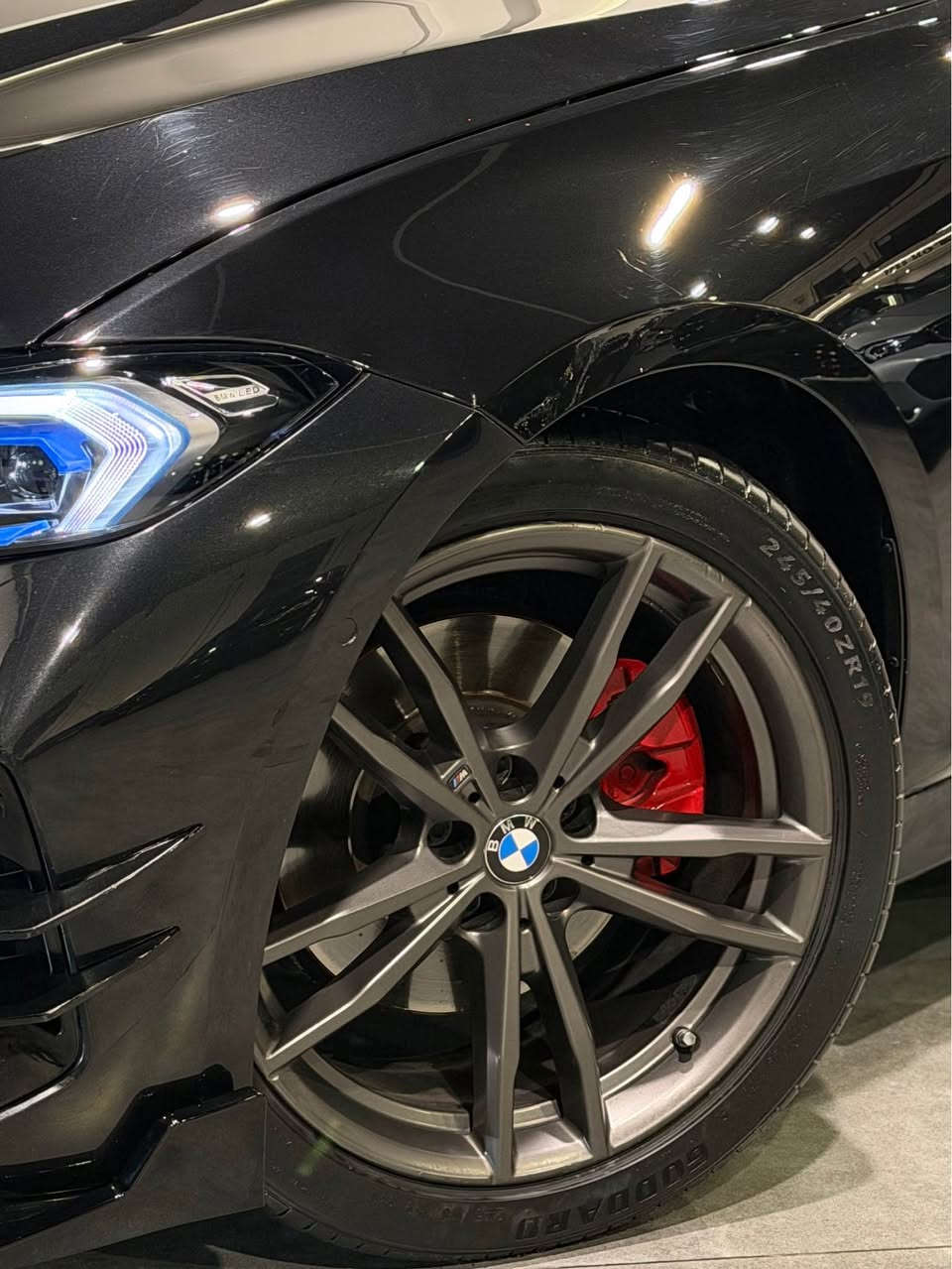 BMW 330i 2022 
کلين تايتل
40,000MILE
Muafaqi jamrashi lagara kete kaml kraita 2025 be sbuxa sayaraka zor xawena data shoya  📱*********** أربيل, العراق
