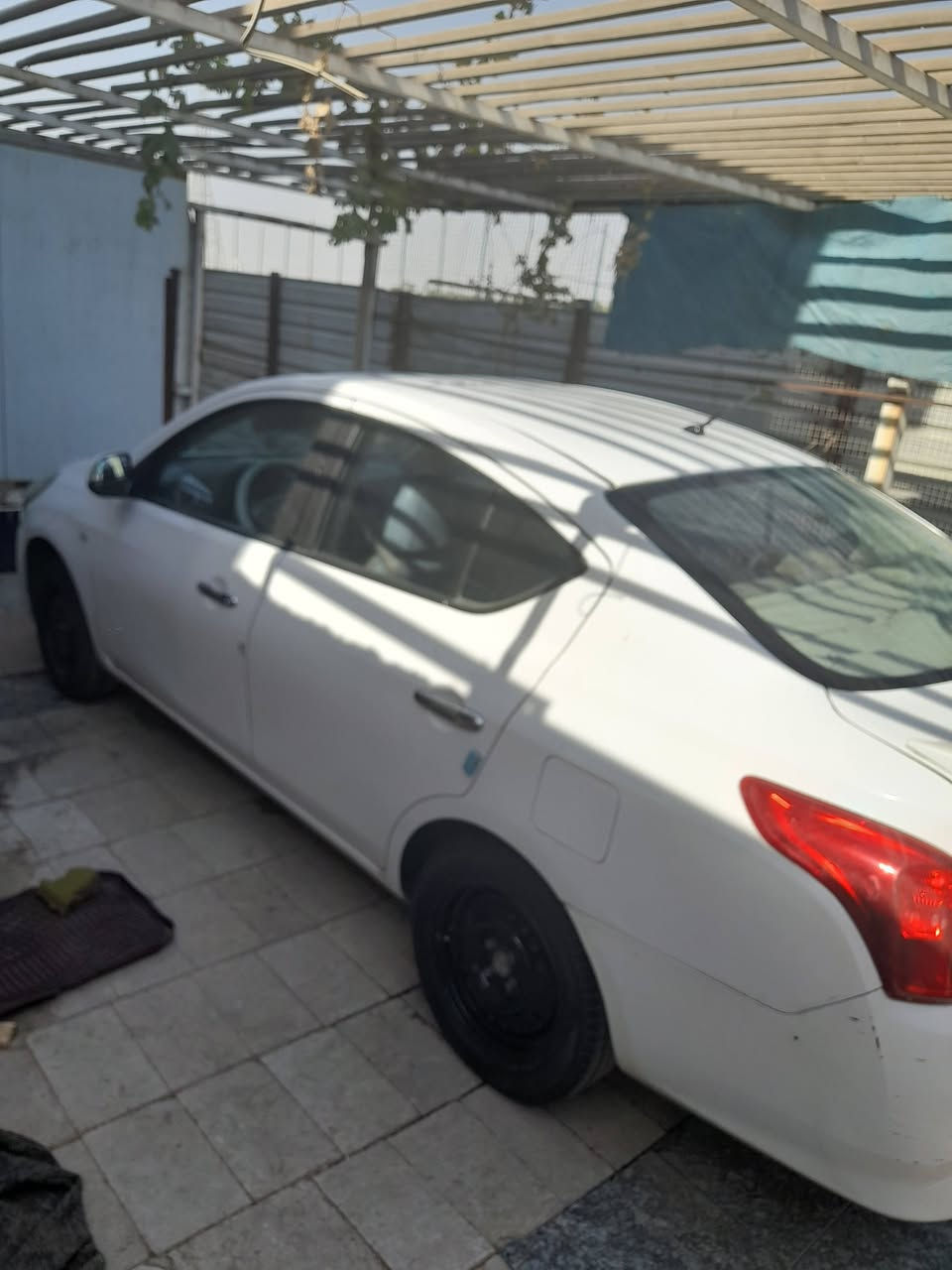 السلام عليكم سني هندي بليته زركه مديل 2020ماشيه 150الف بيها بس بارد مكانات السياره جديده رقم اربيل سنويه 2030
للأستفسار ***********
