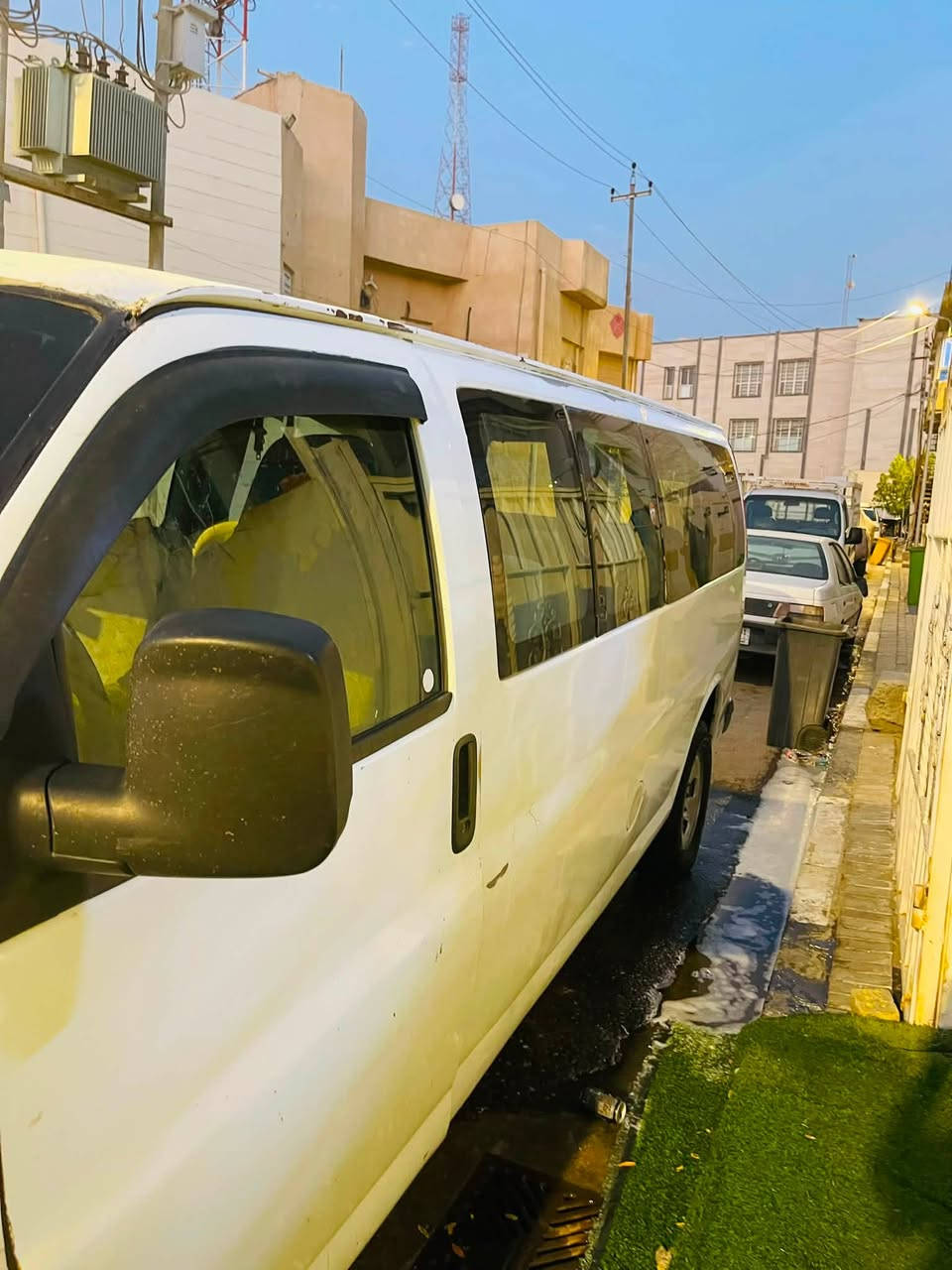 السلام عليكم سفانه 2007جاهزة مكينه كير حداديه تخم تاير نقصها فقط كمبريسر مصفره هيئة غرامات تحويل ثاني يوم ب أسم المشتري السعر 67مجالها بسيط مكاني بصره ***********لتواصل
