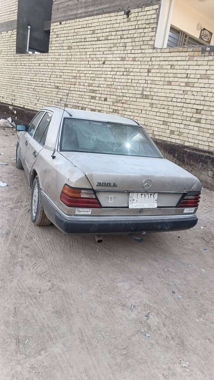 مكلف بنشر
مارسدس دب 
سياره حلوه 
حداديه جديده 
تبريد شغال 
كهربأيات شغاله 
محرك ياباني 9S 
رقم كربلاء 
مكان النجف الاشرف 
سعر 30وبيها مجال 
***********
