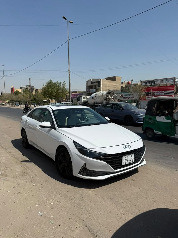 السلام عليكم
النترا خليجي 
٢٠٢٣ موديل
١٦٠٠ دوش
كير At6 نمر 
فتحه 
سونر ناشره
سعره ١٣٥ قفل مال بيع
مكانه حي جهاد
للاستفسار 
*********** واتس
