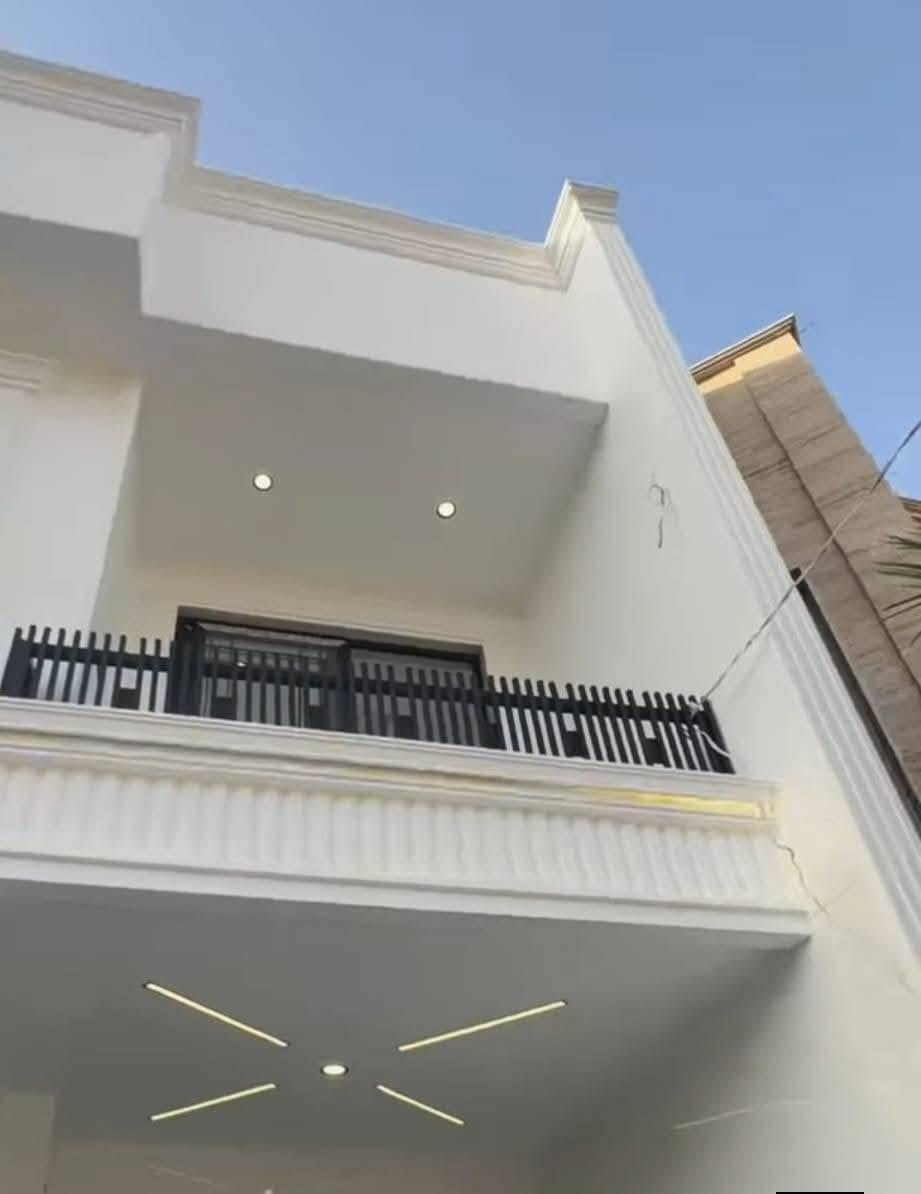 مستعدون عمل كافة اعمال ديكورات 🏡🛠️
.
سقوف ثانوية 🛠️
.
 جبس بورد🛠️
.
صبغ داخلي وخارجي 🛠️
.
 فلين داخلي وخارجي 🛠️
.
ارضية باركيه 🛠️
.
واجهات تلفزيون 🛠️
.
عمل كافة محافظات العراق ❤ 
👇👇👇
للتواصل معنا اتصل على الارقام او تواصل على واتساب : 
📞 ***********
