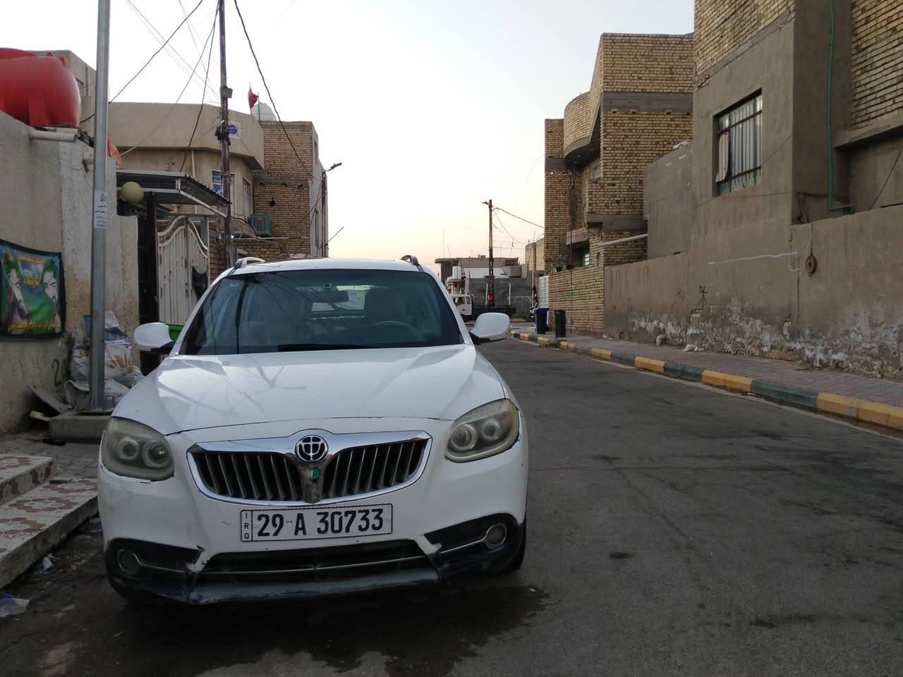 للبيع: سيارة بريليانس V5
المواصفات: 

​التبريد: شغال ممتاز

​الهزة والسنوية: جديدة

​الملكية: باسمي والتعديل/التحويل ثاني يوم مباشرةً

​المكانيك: كير ومحرك مكفولات بشرط

​المكان: واسط - الكوت

​السعر:72 ورقة (7,200$) وبيه مجال بسيط للشراي الجاد.

​للتواصل والاستفسار، يرجى المراسلة على الخاص أو الاتصال على الرقم: [***********].
