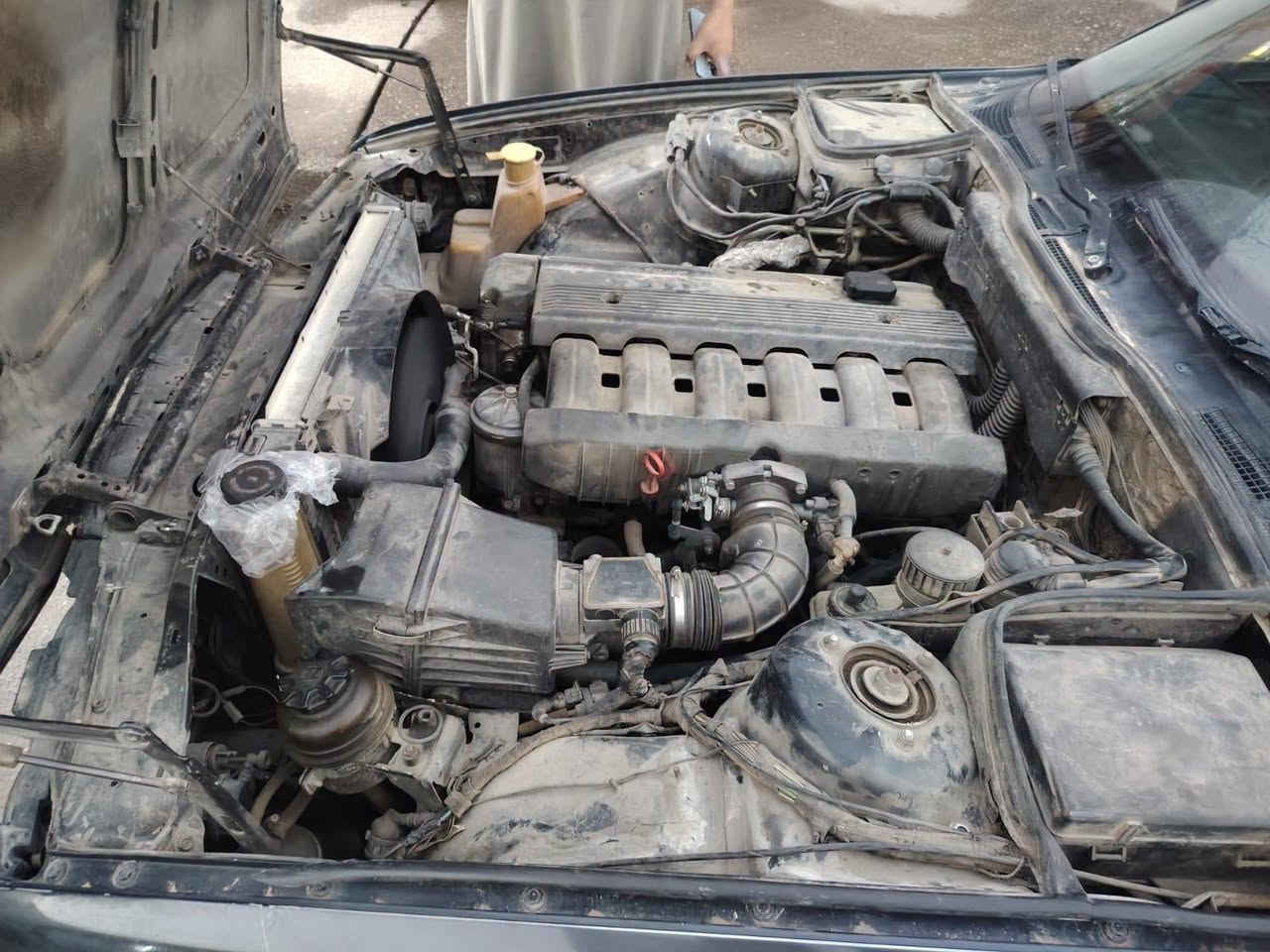 بي ام ٥٢٠ • ١٩٩٠ • رقم نينوى