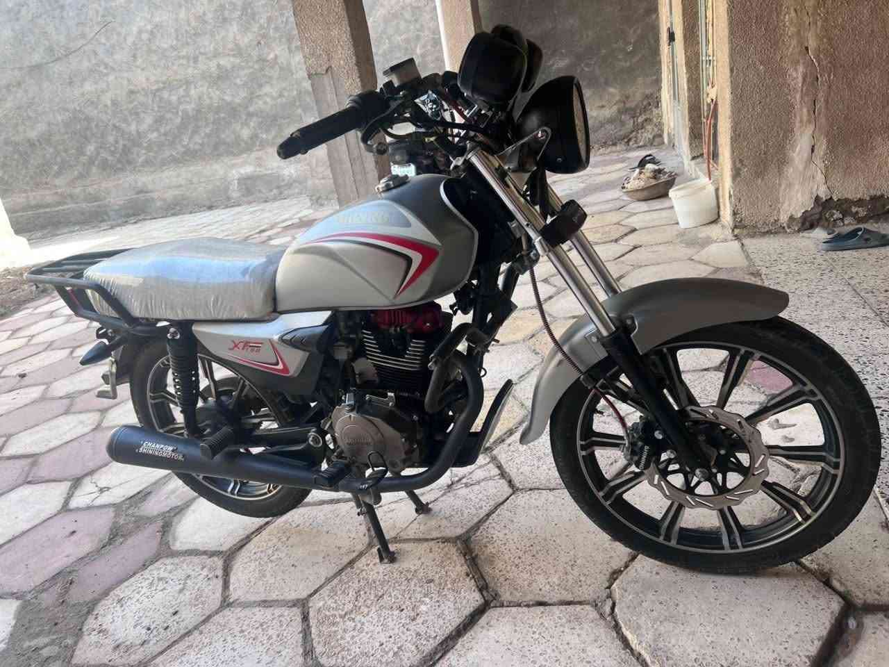 سكنر • مديل٢٥ • اوراق