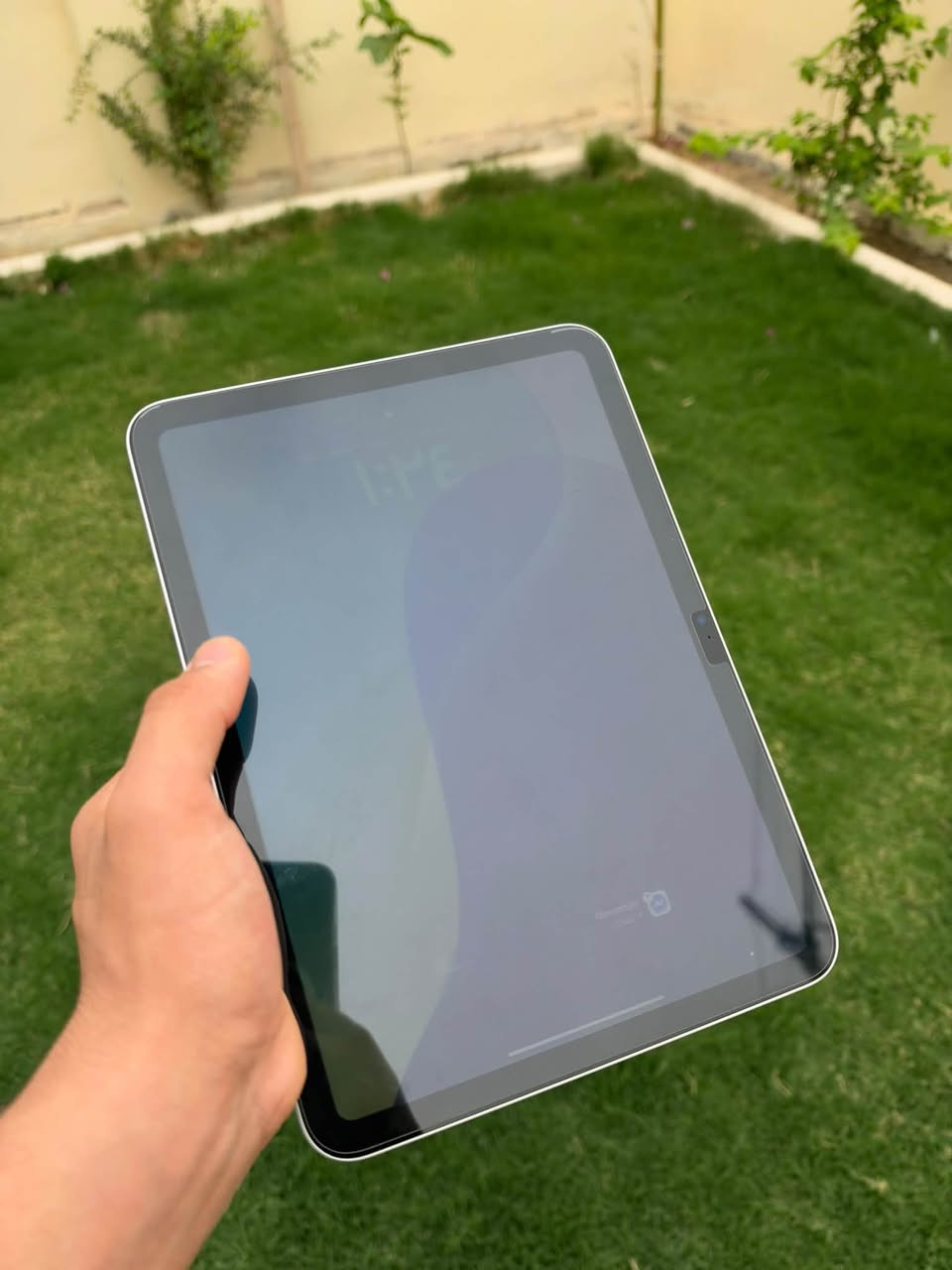 ايباد 11 • ١٢٨ • نضيف