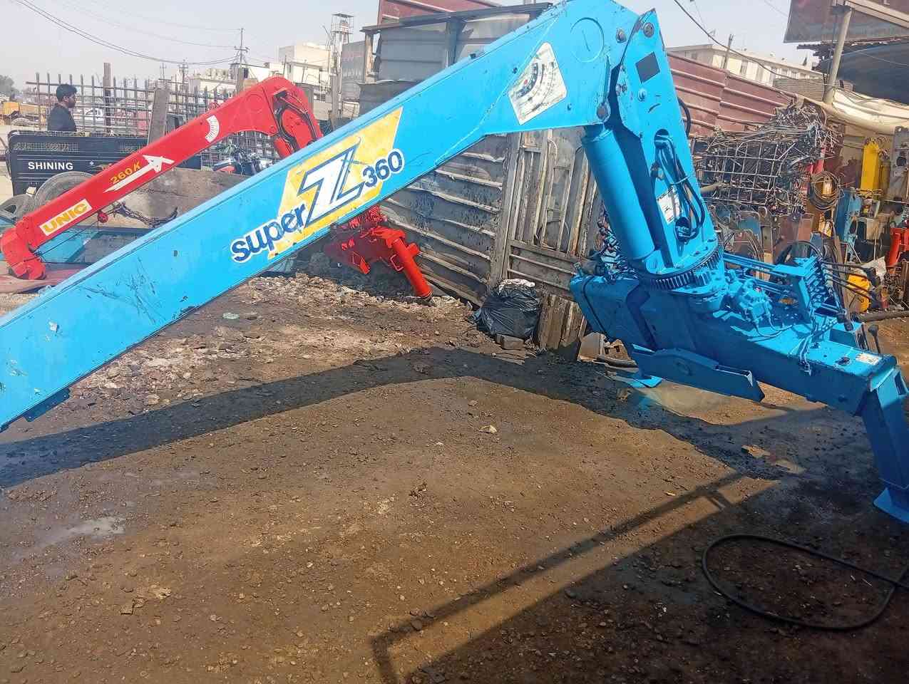 سلام عليكم كرين سوبر زت 2سلايت لحجم360 مخالف بي فطر  جوه صينيه ومضروب باج لكرين لبيع أو مراوس عنوان بغداد عبيدي ابو حسين***********
