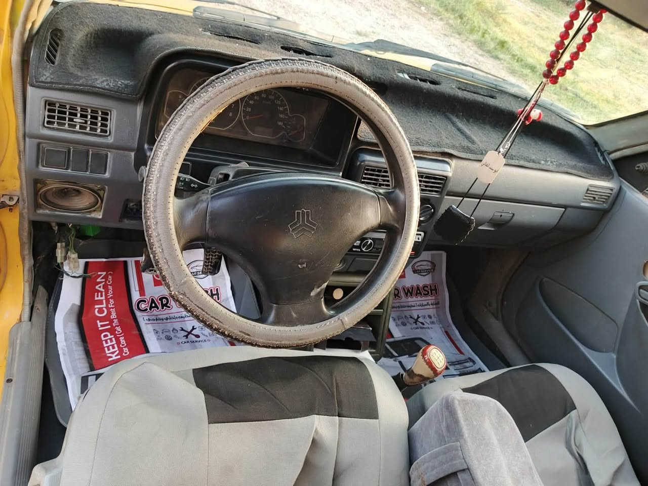 سايبة للبيع 
مناقصهة ششيۂ صفر غرامة صفر هيئة 
شاصي نضيف محرك لاتنقيص ولا تبخير 
تبريد شغال  ٢٠١٠ السيارة 
٢٠ وبيهة مجال كلش قليل راعيهة موجود وشرط التحويل 
***********
