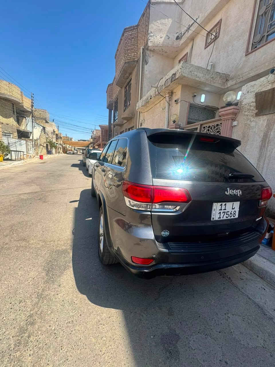 سلام عليكم جيب لاريد٢١ ماشيه ٦٧ بيهه ٤ قطع سياره ما عايزه شي نضيفه سعرهه ١٨٠ مكانهه كربلاء السياره بسمي *********** وتساب فقط
