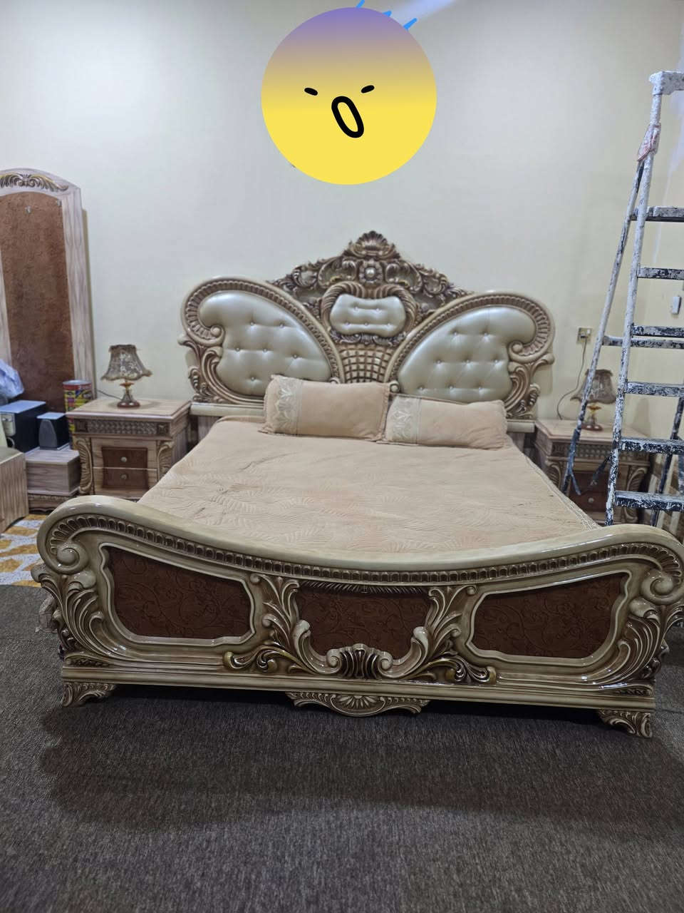 غرفه نوم ان دي اف للبيع سعرها ٥٠٠ بيهة مجال وياها المندر هم نضيف غرفه بيبان مابيهن شي كدامكم جرارات شويه يرادلهن ترتيب فقط مكاني بصرة ابو الخصيب محيله رقم الهاتف ***********
