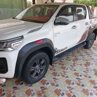 فورويل للبيع تيار موديل 24 ماشيه 45 السعر 375 بيها مجال بسيط سياره مكف...
