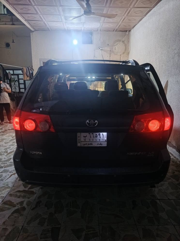 تويوتا سينا ٢٠٠٩ رقم بغداد باسمي مشروع وطني سنويه لغاية شهر ٦/٢٠٢٧ محرك جديد صارله يومين وضفيره بالباكيت تخم تاير صارله اسبوع +حداديه+تبريد تدفئه شرط ثلج+كهربائياته جاهزه مثل ماوضح بالعرض دفع رباعي محرك ٣٥٠٠ مكاني محافظة المثنى قظاء الرميثه للاستفسار *********** السعر قابل للتفاوض حمزة, القادسية
