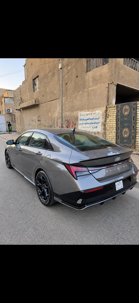 هونداي النترا موديل2024 ان لاين للبيع او لمراوس
لمتد فتحه بصمه جلد  كشن كهرباء لد داخلي 
بيه هواي مواصفات اعله فئه رقم فحص موقت منفيس 
ماشيه 14 الف سياره جاهزه ماناقصه شي فقط رقم
سعره 125 مع مجال بسيط 
مكاني بغداد حي البنوك 
للاستفسار اكثر هذا رقمي ***********

نص مكتوب في الصور:
- CARFAST CAR FROM USA
