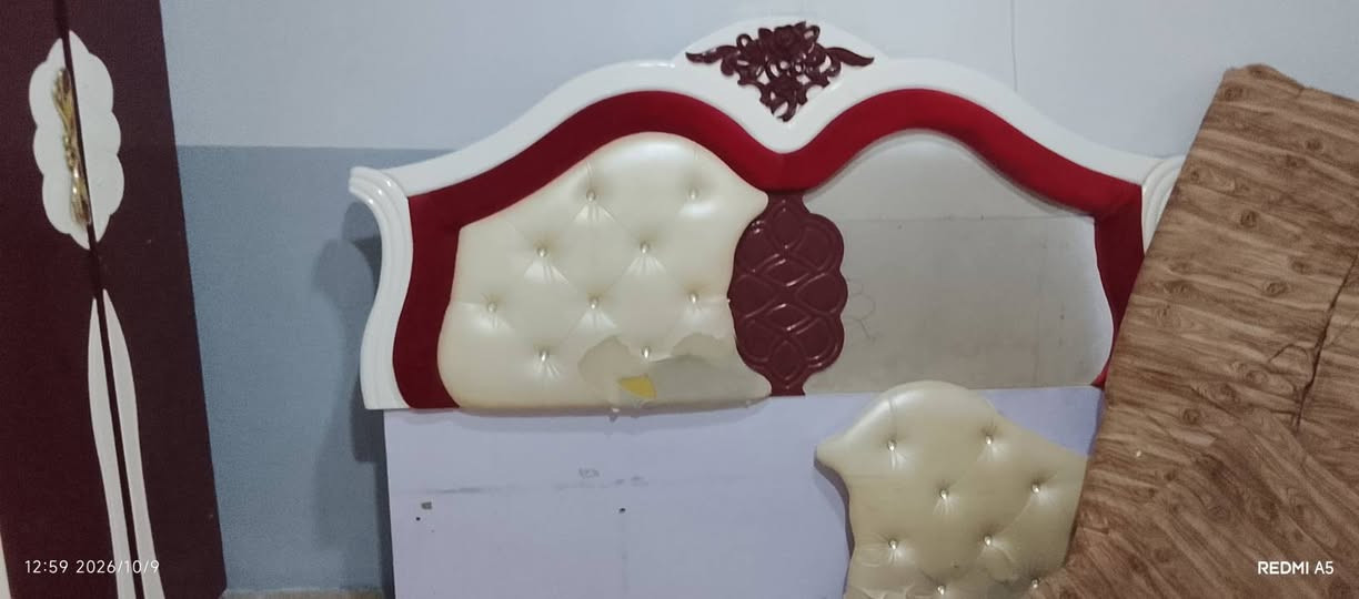 غرفة نوم • للبيع
