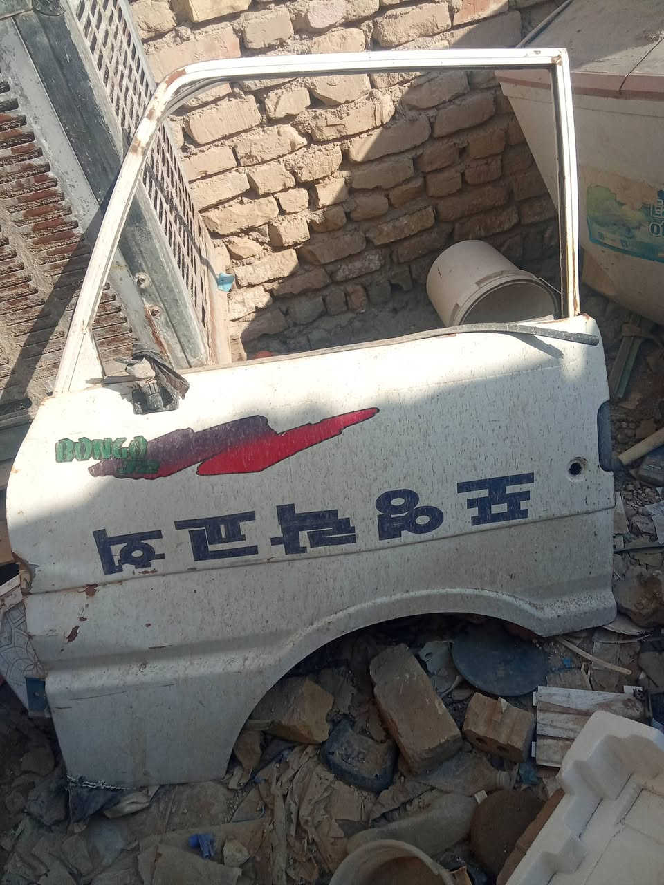 زوج بوب مال كيا بنكو حلوات اليمن نظيف وليسر عوزة تعديل زوج 250 الف ***********العنوان بغداد المعامل
