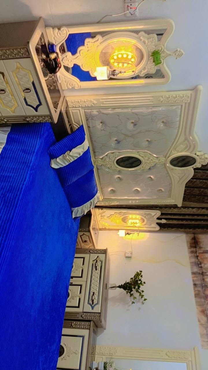للبيع 11قطعه عراقيه ولوجه تركي غرفه جديده معنه الكلمه باقي تفاصيل تصل👇 
***********
