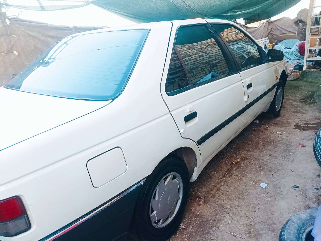 السلام عليكم بيجو باسمي رقم بغداد انكليزي جاهزه من تبريد حداديه كير كهربائيات هزه جديده داخل بيجي بدون حادث السعر 32 مكان بابل ***********
