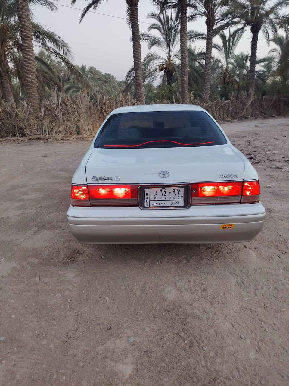 السلام عليكم كراون راس الثور موديل ١٩٩٧ فلات محجل رقم انبار بأسمنا سنوية لل٢٨ سيارة جديدة وجاهزه من كلشي السعر ٨٧ وبيها مجال شي بسيط العنوان بابل الاتصال على الرقم ***********
