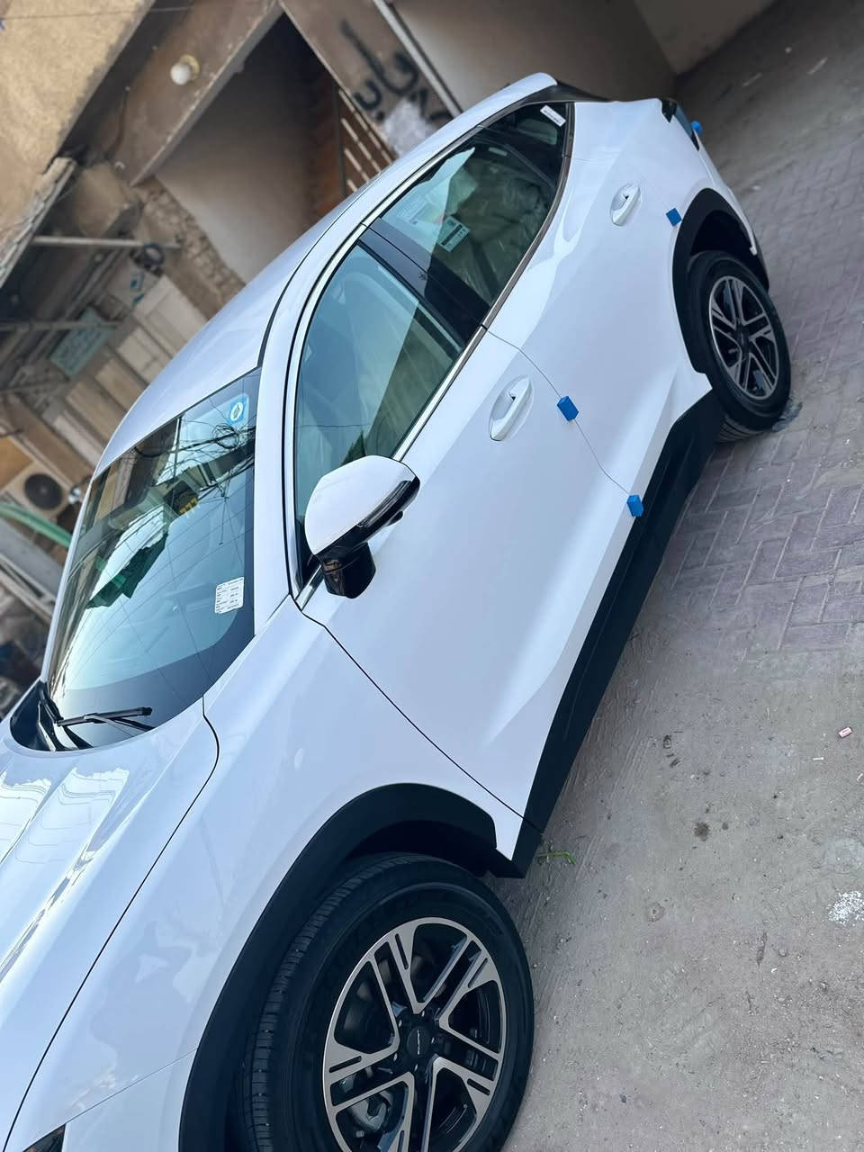 سوئست S06 2026
العداد: 5000 الف 
المحرك: 4 أسطوانات 1.5L تيربو 156 حصان
المواصفات:
كومفورت
مكفوله كفاله عامه بحاله زيرو
 إطارات قياس 18 إنج
 شاشة عرض ترفيهية قياس 12.85 إنج
 شاشة عدادات رقمية قياس 8 إنج
 مقصورة الركاب من الجلد الفاخر
*نظام الفرامل اليدوية الاوتوماتيكى 
 نظام التحكم بنزول المنحدرات
 نظام ابل كار بلاي واندرويد أوتو لاسلكي
 نظام صوتي متطور 4 سماعات
 مصابيح أمامية أوتوماتيكية LED مع لد نهاري
 دخول ذكي (بصمة) تشغيل عن بعد 
 خاصية إغلاق الشبابيك عن بعد
 ماسحات الزجاج الامامي مع حساس للمطر
 مسند الذراع الوسطي مع ثلاجة
 وضعيات قيادة متعددة
السعر 24.250 مليون وبيها مجال بسيط
بغداد الكريعات ***********
