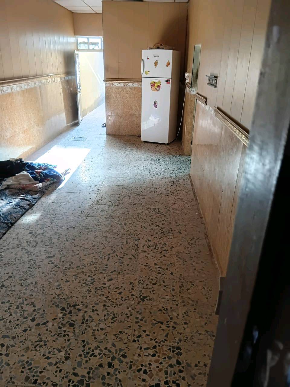 السلام عليكم ورحمه الله وبركاته اي واحد يريد بيت ايجار بيت للبيع بيت للرحم يتفضل خاص كافه احياء النجف ***********