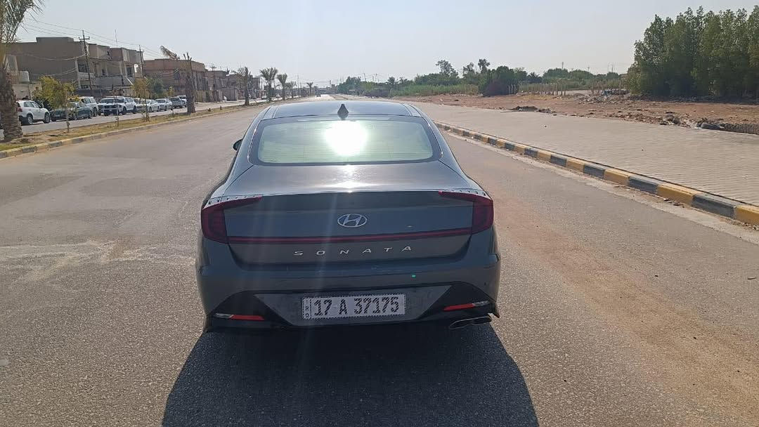 اعلى مواصفات هونداي سوناتا 
موديل 2023 محرك 2.500 
رخيصة جدا 

السيارة فول مواصفات 
فتحة سقف سلايد
كشنات كهربائيه 
رادار تحديد مسار
تبريد ثلج
امريكيا حادثها امريكي قطعتين سونار موجود

🟥سعرها سوي تعليق تصلك رسالة 💌
رقم هاتف  ***********
