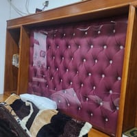 غرفه خشب ثقيل جديده انطيني سعر يرضي الله واخذها. 07713784378