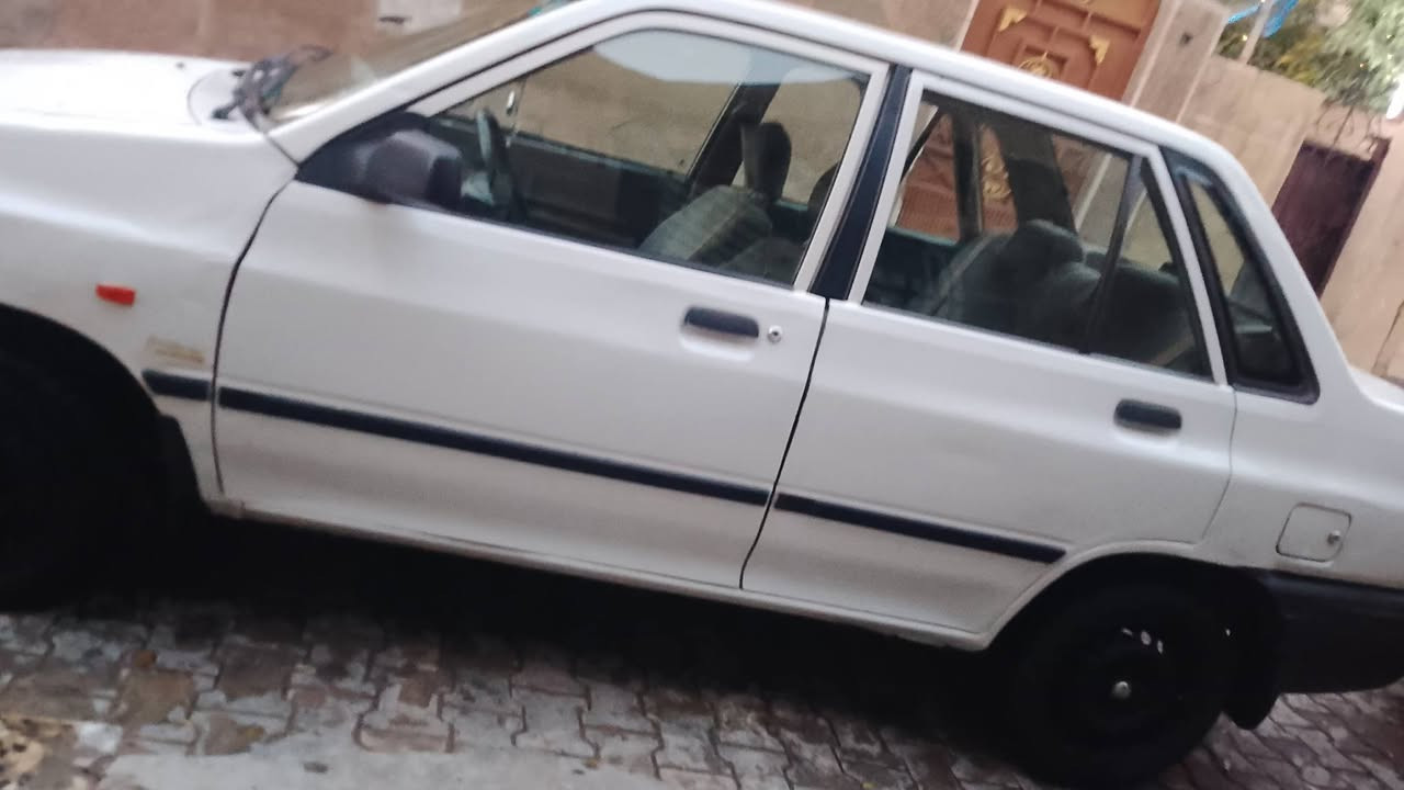 السلام عليكم
٣١ وبيها مجال
سايبا٢٠٠٩ خصوصي لون أبيض كير محرك تبريد شواصي بيها صبغ باب السائق فقط باسمي مكاني الشعب حي سومر ***********
