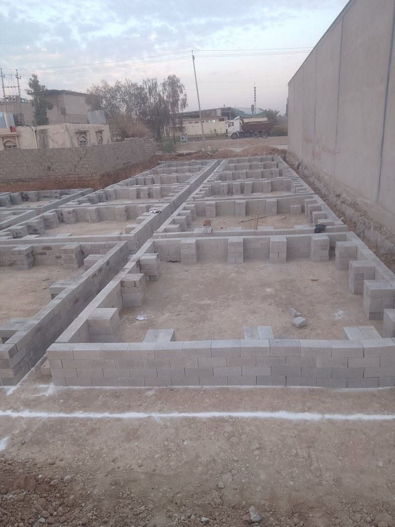 السلام عليكم ورحمة الله وبركاته 🌹
🏗️ نوفر كادر عمال متخصص في جميع أعمال البناء والإعمار داخل حدود مدينة الموصل فقط.
🔹 تصفيط بادلو اساس.
🔹 تصعيد الرمل، الكاشي، الإسمنت، البلوك، والحلان.
🔹 صب الأرضيات.
🔹 ترميم وتعديل المنازل.
🔹 قشط وتنظيف البيوت.
🔹 تنفيذ جميع أعمال البناء باحترافية وإتقان.
✅ سرعة في الإنجاز.
✅ عمل متقن.
✅ أسعار مناسبة.
📍 الخدمة داخل حدود مدينة الموصل فقط.
#الرزق_على_الله 🤲
📞 للتواصل:
🟢 آسيا:
***********
🟠 كورك:
***********
🔵 زين / واتساب:
***********
