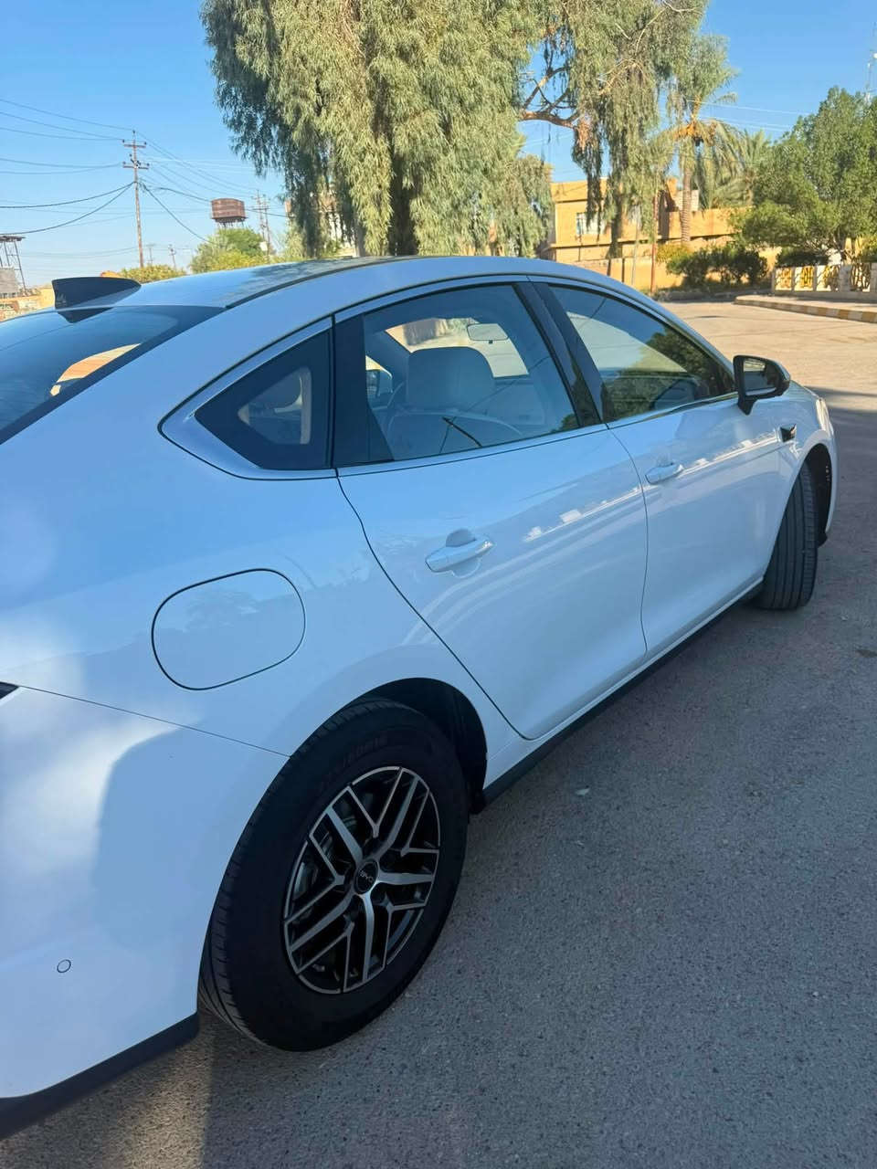 ♦️BYD Cell 5 Flagship 2️⃣0️⃣2️⃣5️⃣♦️
فول مواصفات

ماشيه 4 الف بعده بحاله الزيرو

🔴 فتحة سقف

🔴 مقعد السائق كهرباء

🔴 كاميرات محيطية 13 كامرة

🔴 بصمه وتشغيل عن بعد

🔴 شاشة ديجيتال متصله

🔴 حساسات أمامية وخلفية

🔴 لايت  وبك لايت LED

🔴 ويل كب

🔴 فتح الصندوق من الريموت

🔴 الانارة الداخلية زينون

🔴 المقاعد جلد

🔴 المودات والأوامر الصوتية

🔴 أوضاع القيادة  Drive Mode

🔴 فحص أنظمة السيارة

🔴 حساسات إطارات ‼️

🔴 قطعتين تبريد

🔴 ا ABS

🔴ا ISOFIX  ايزو فكس

🔴 نظام مانع الانزلاق

🔴 اشارة في المرايا الجانبية

🔴 مخرج منفذ الطاقة ⚡

🔴 ا  Bluetooth / USB

🔴 تطعيم الدواخل ألمنيوم

🔴 المري شفط

السياره بيه فقط بارد بحافه البنيد الايمن ع كد ثلاث اصابع كلش بسيط وممبين وشبر صبغ بل دعاميه بل لحيه من جوه موضح بل صوره

💳🪙السعر 23,300, عراقي

العنوان بغداد حي تونس

هاتف ***********
